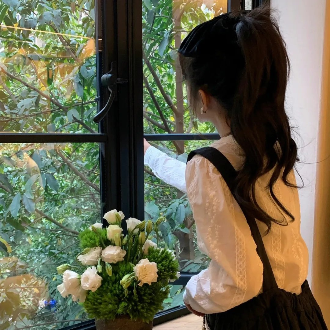 女猫
